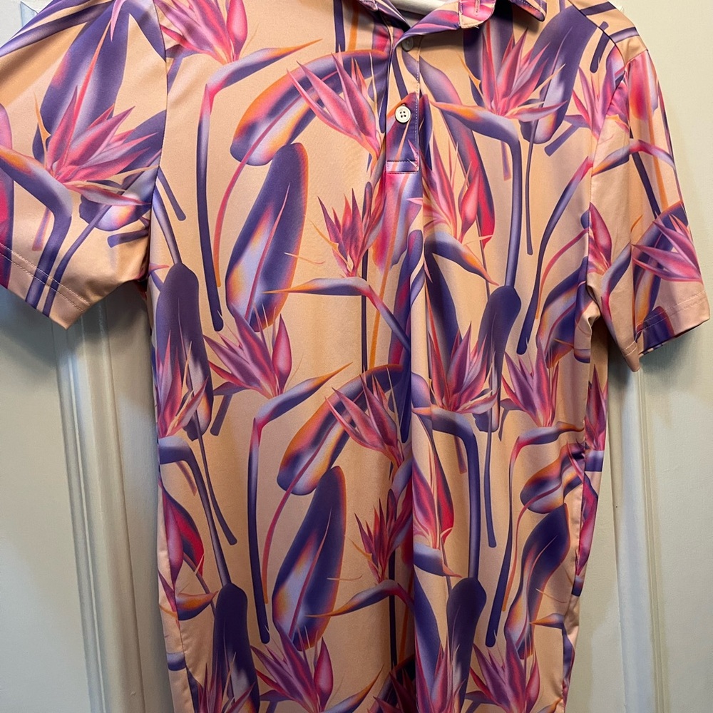 Sunday Swagger - SZ Sm - Floral Men's Shirt in Pink and Purple